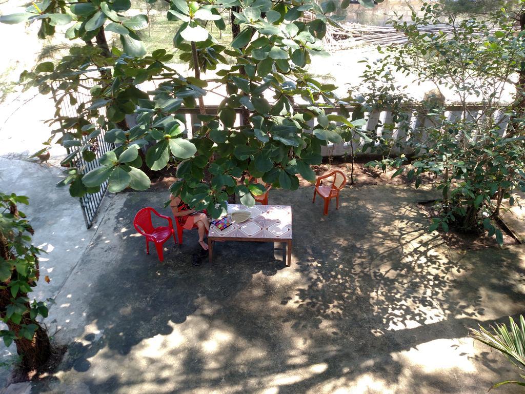 Nguyet Anh Guesthouse Lang Co Buitenkant foto
