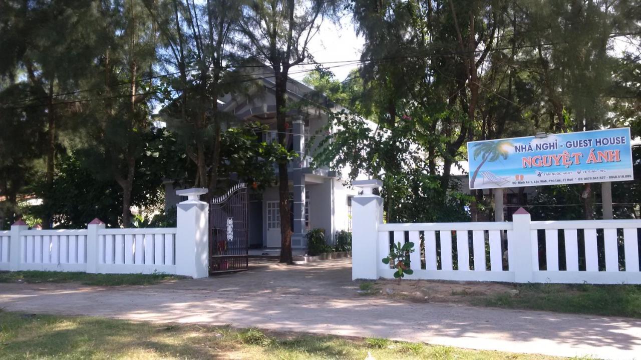 Nguyet Anh Guesthouse Lang Co Buitenkant foto